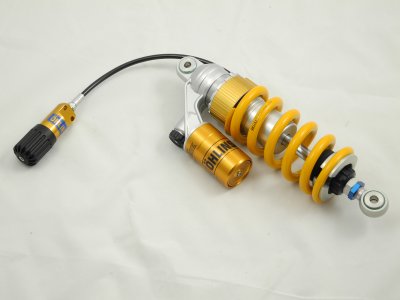 ÖHLINS STX 46 Federbein für MOTO GUZZI V100 STELVIO - alle Mod.