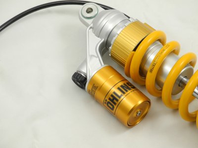 Preview: ÖHLINS STX 46 Federbein für MOTO GUZZI V100 STELVIO - alle Mod.