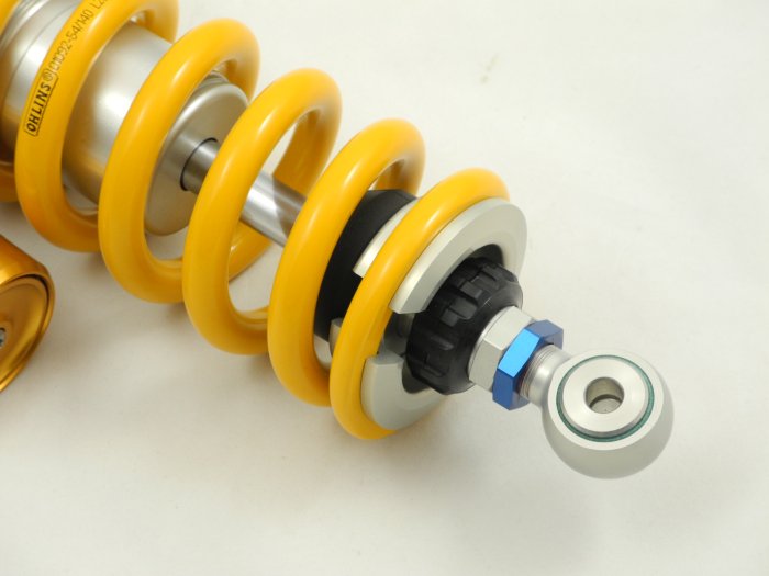 ÖHLINS STX 46 Federbein für MOTO GUZZI V100 STELVIO - alle Mod.