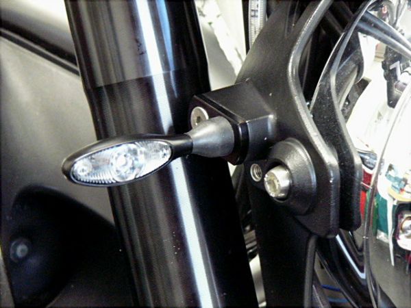 Adapterplättchen mit Alumutter für Montage Kellermann Blinker vorne, GRISO